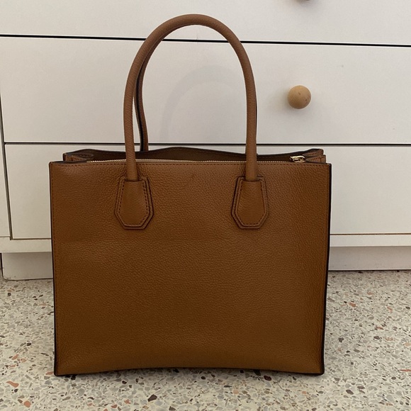 Mercer Handbag w/ Long Strap - Picture 4 of 7